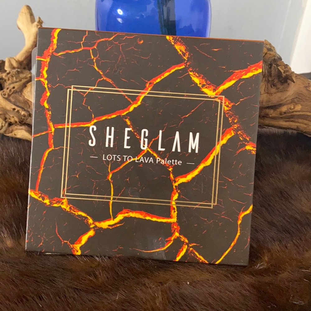 She Glam Eye Shadow New but opened